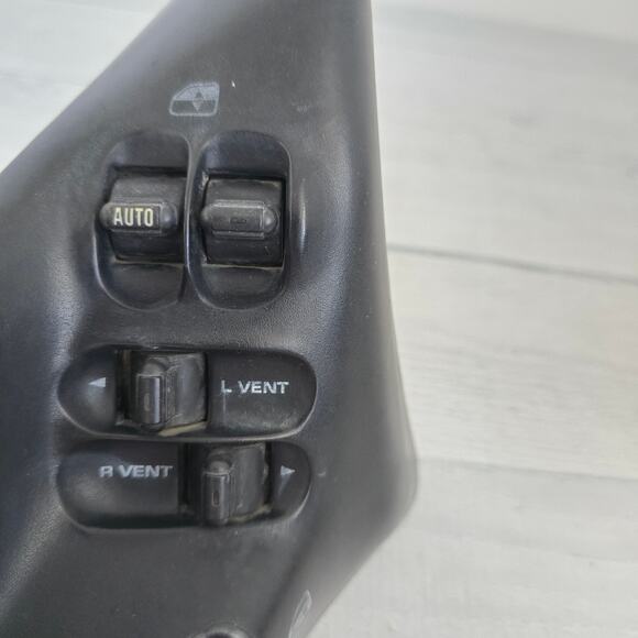 Driver Master Power Window Switch Fits 96 97 98 99 00 Caravan Voyager - Picture 3 of 8